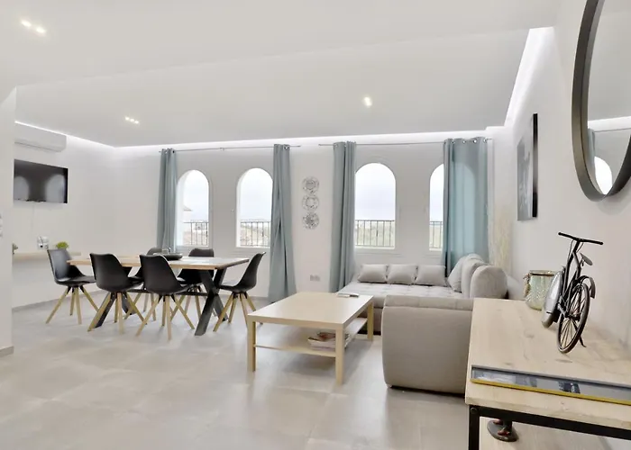 Paseo De La Ribera דירה *